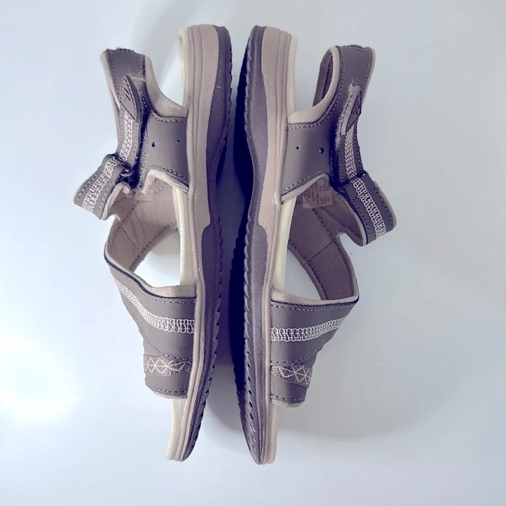 Dr Scholl’s Gel Cushion Women's Gray Sandals  Size 7.5 Velcro Closure - Picture 8 of 10